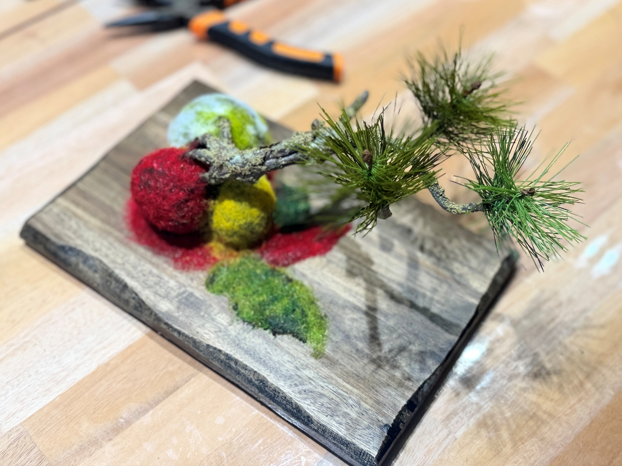 �_�Ǌ|���^�C�v�ł��J�W���A���Ɋy���߂�I�^Art�炵���z�F���\�ŁA�I���W�i����ArtBonsai���n��܂���