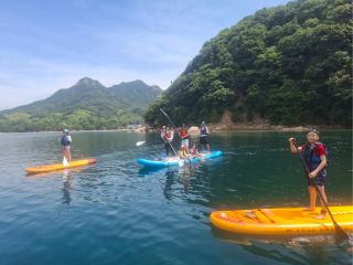 山と海に囲まれた倉橋島でSUP体験!穏やかな瀬戸内海をのんびり水上散歩!