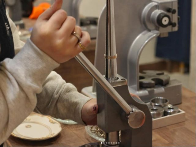 ���O�Ɍv�����T�C�Y�܂Ń����O���L���Ă����܂��I�X�^�b�t�����J�ɋ�����̂ŏ��߂Ă̕��ł����S