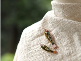 手芸体験本革と刺繍で作る